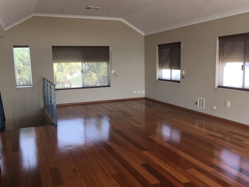 9 Seadrift Street, Yanchep WA 6035