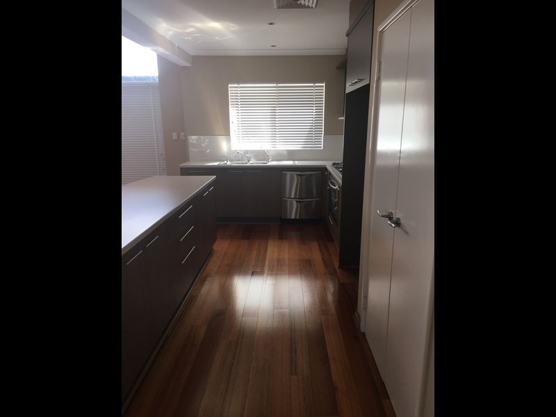 9 Seadrift Street, Yanchep WA 6035