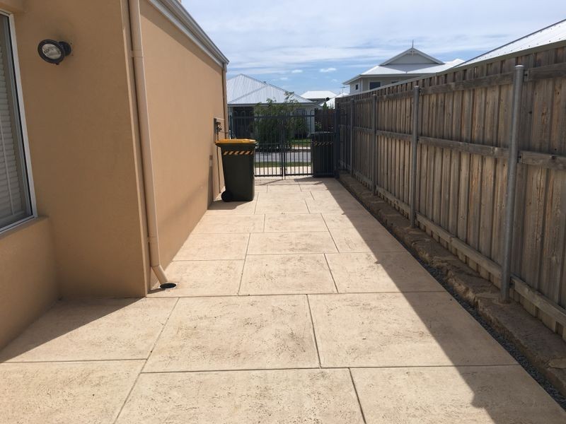 9 Seadrift Street, Yanchep WA 6035