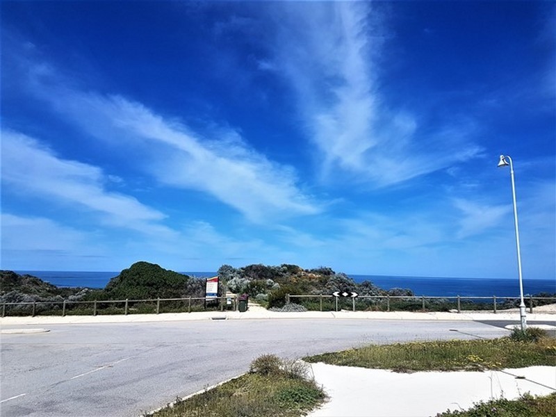 13 Lookout Drive, Yanchep WA 6035