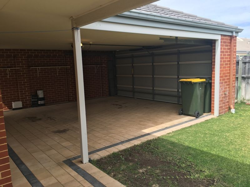 31 Granite Place, Yanchep WA 6035