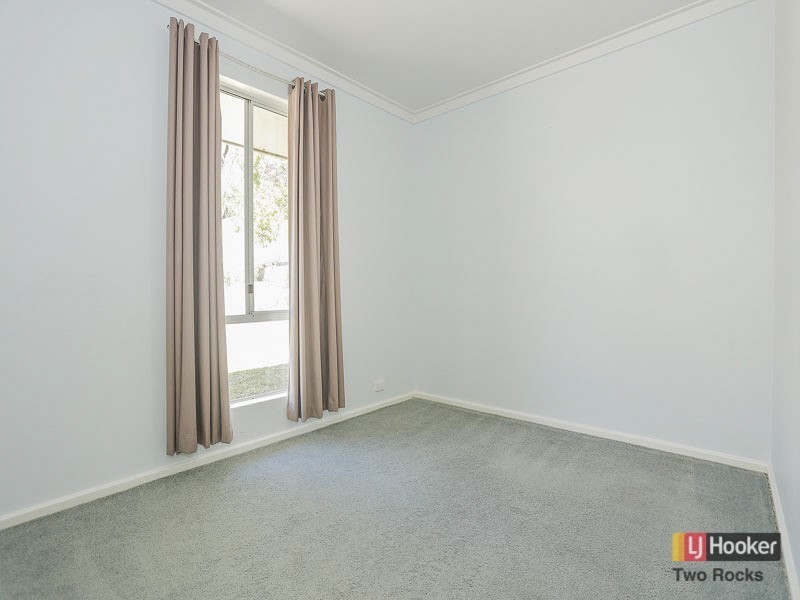 4 Newlyn Place, Yanchep WA 6035