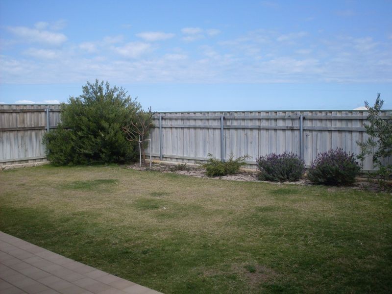 3 Seaside Avenue, Yanchep WA 6035