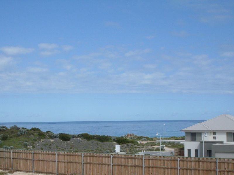 3 Seaside Avenue, Yanchep WA 6035