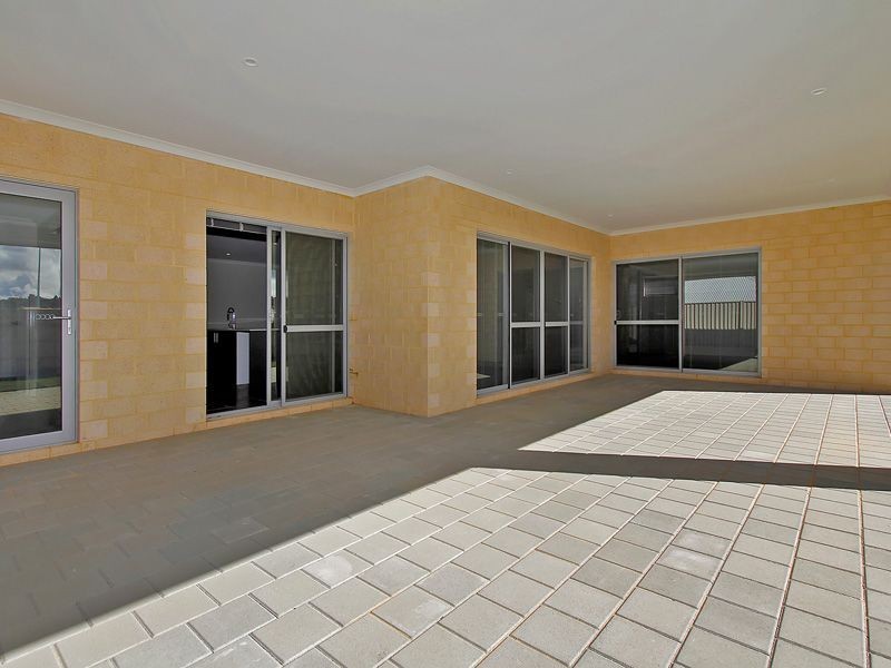 26 Shipmaster Avenue, Alkimos WA 6038