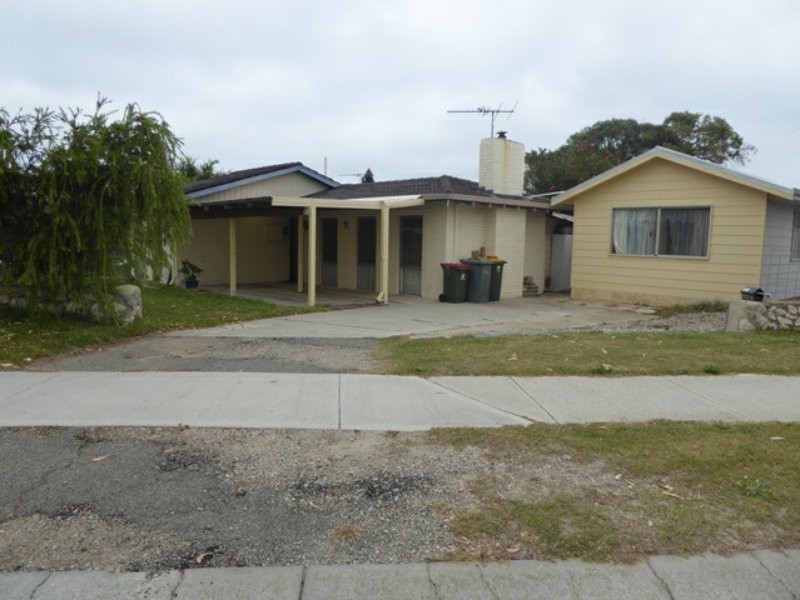 45 Whitfield Drive, Two Rocks WA 6037