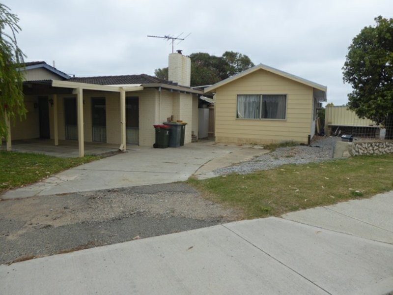 45 Whitfield Drive, Two Rocks WA 6037