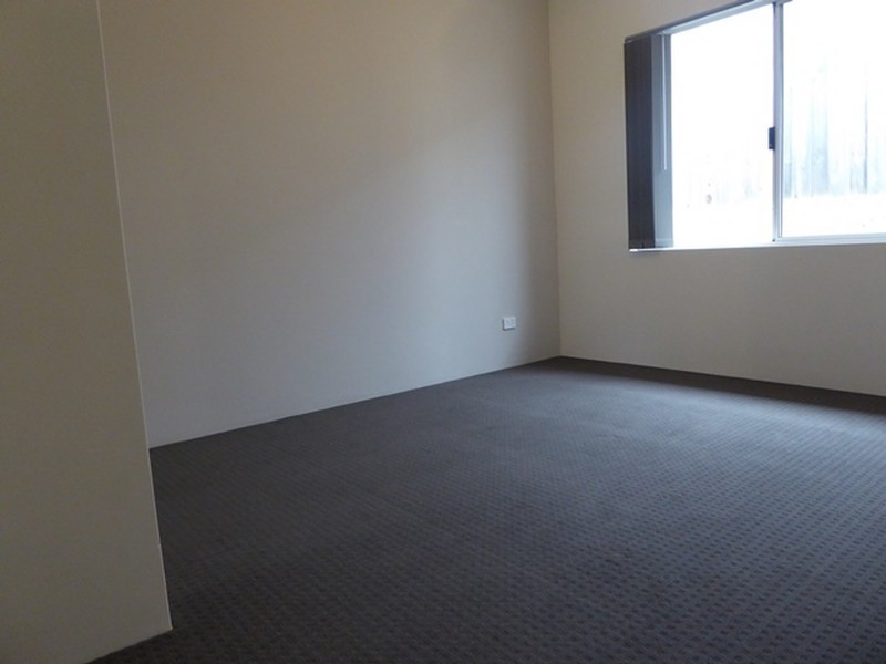 10 Current Street, Yanchep WA 6035