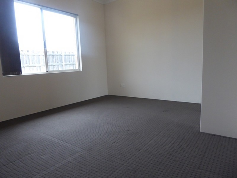 10 Current Street, Yanchep WA 6035