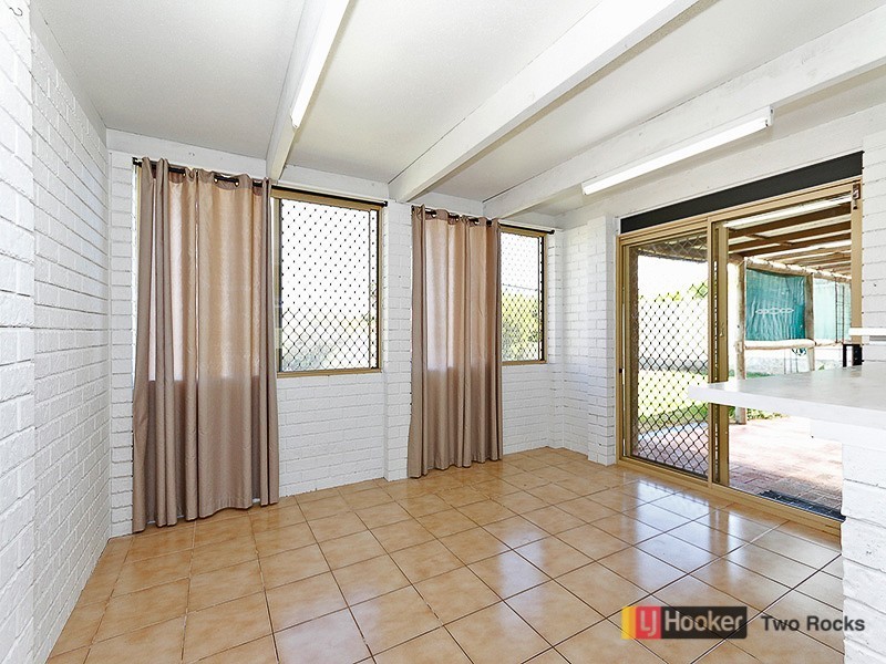 86 Whitfield Drive, Two Rocks WA 6037