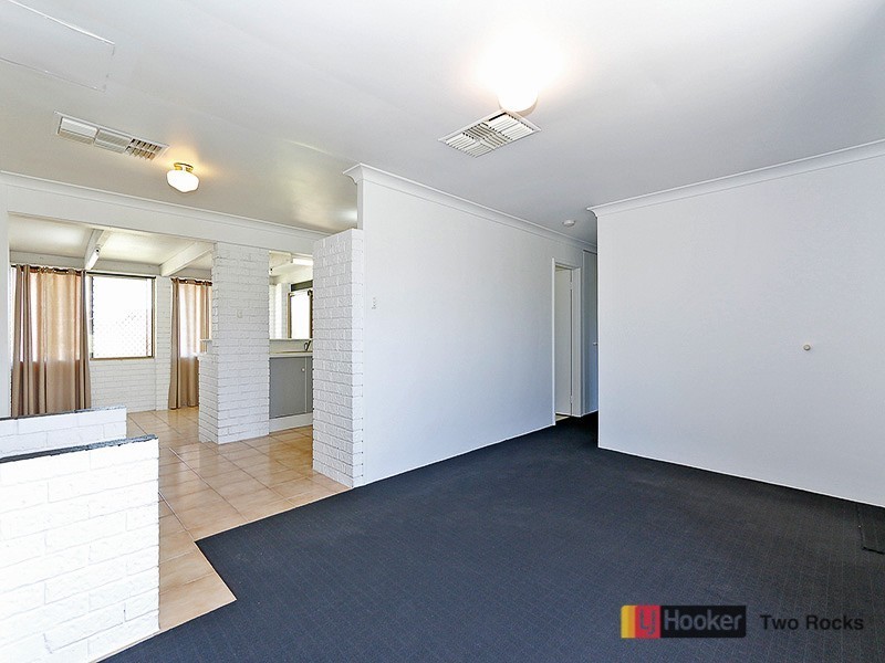 86 Whitfield Drive, Two Rocks WA 6037