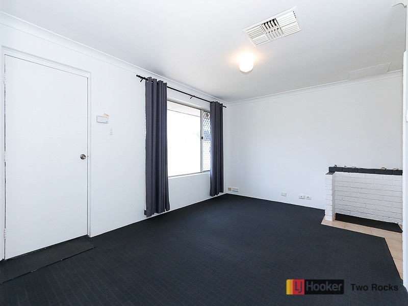 86 Whitfield Drive, Two Rocks WA 6037