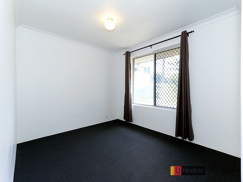 86 Whitfield Drive, Two Rocks WA 6037