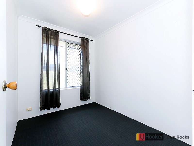 86 Whitfield Drive, Two Rocks WA 6037