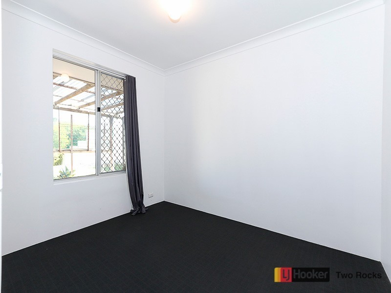 86 Whitfield Drive, Two Rocks WA 6037