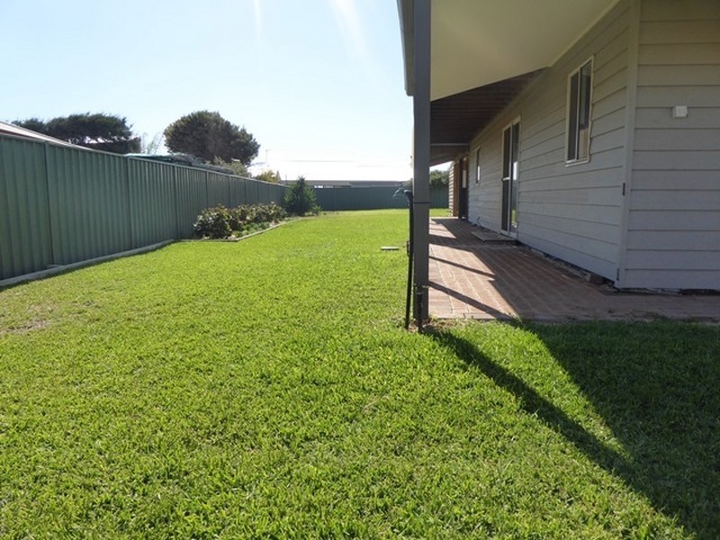 9 Sceptre Court, Two Rocks WA 6037