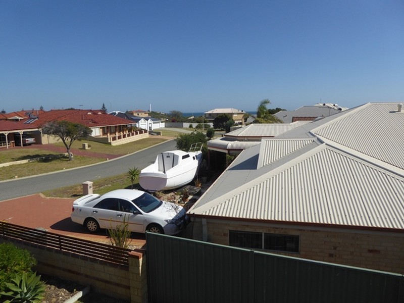 9 Sceptre Court, Two Rocks WA 6037