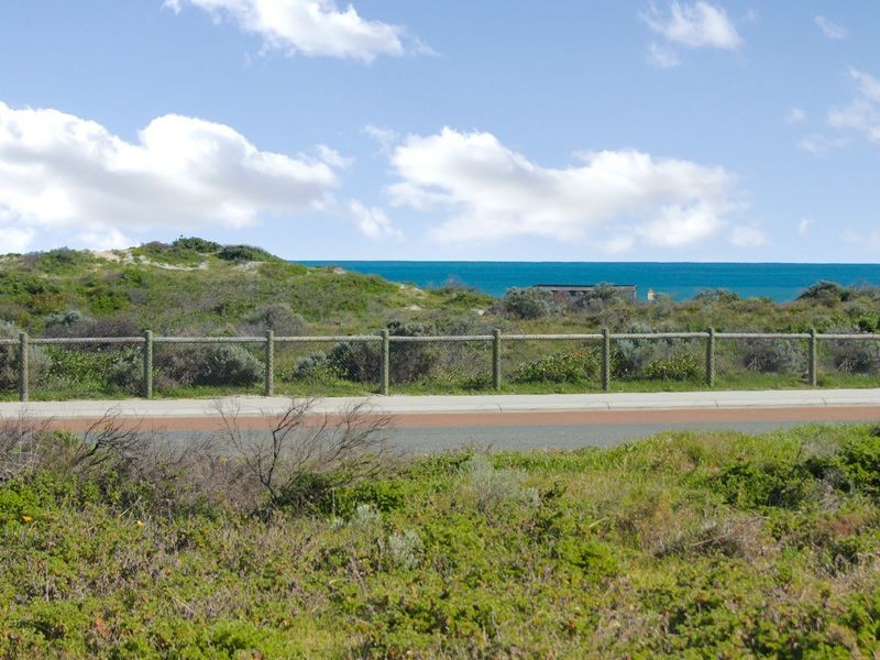 99 Sovereign Drive, Two Rocks WA 6037