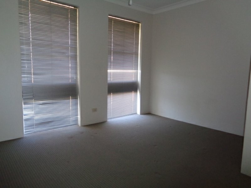 6 Candler Way, Two Rocks WA 6037