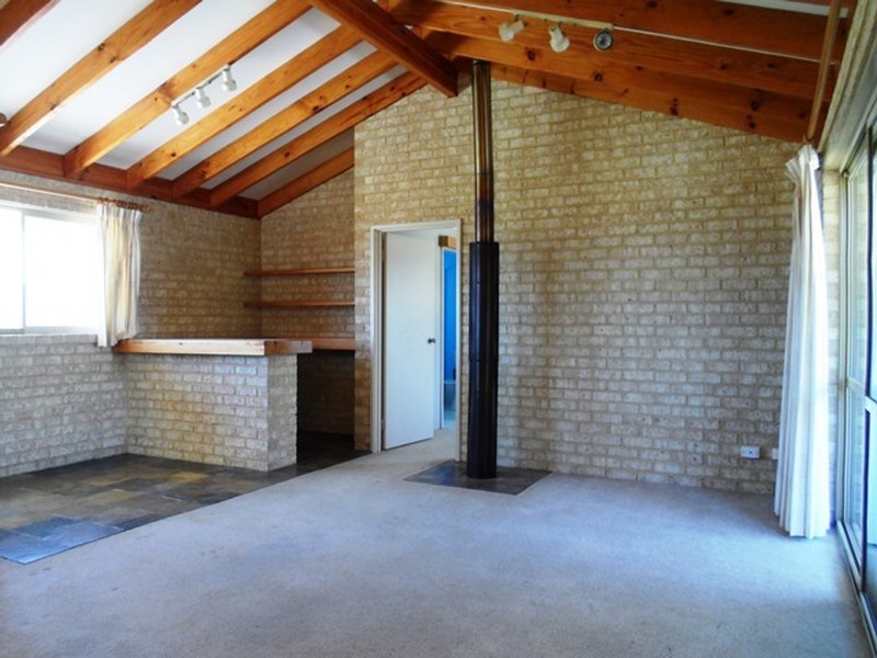 11 Springhill Place, Two Rocks WA 6037