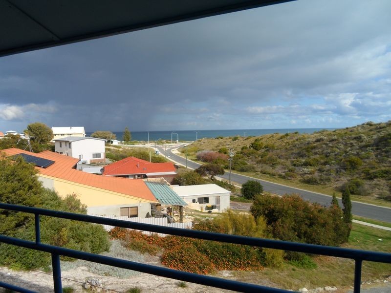 50 Wilkie Avenue, Yanchep WA 6035