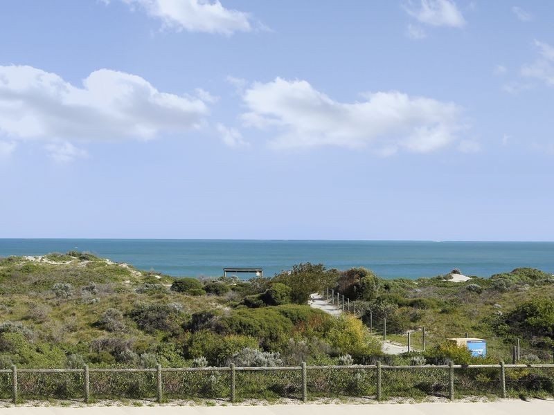 101 Sovereign Drive, Two Rocks WA 6037