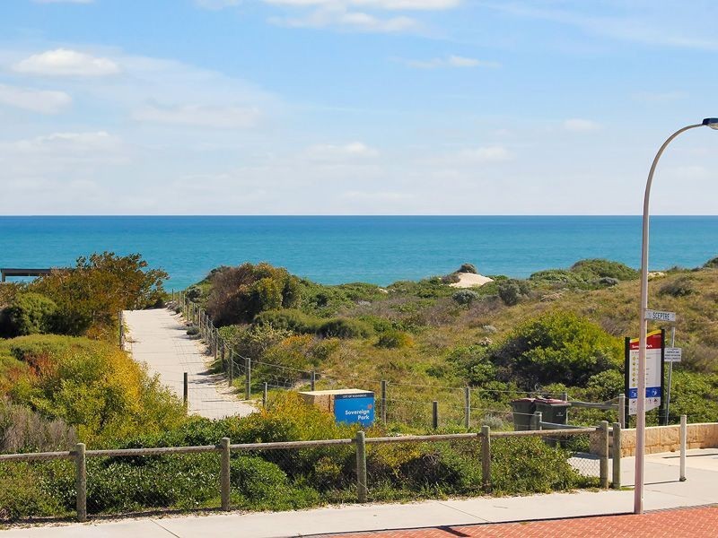 101 Sovereign Drive, Two Rocks WA 6037