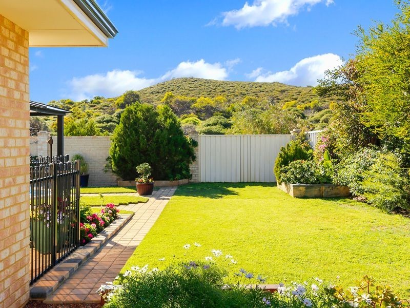 123 Sovereign Drive, Two Rocks WA 6037