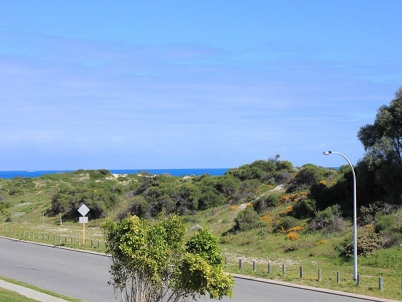 123 Sovereign Drive, Two Rocks WA 6037