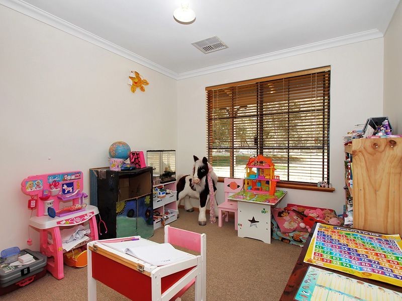 39 Countryside Drive, Two Rocks WA 6037