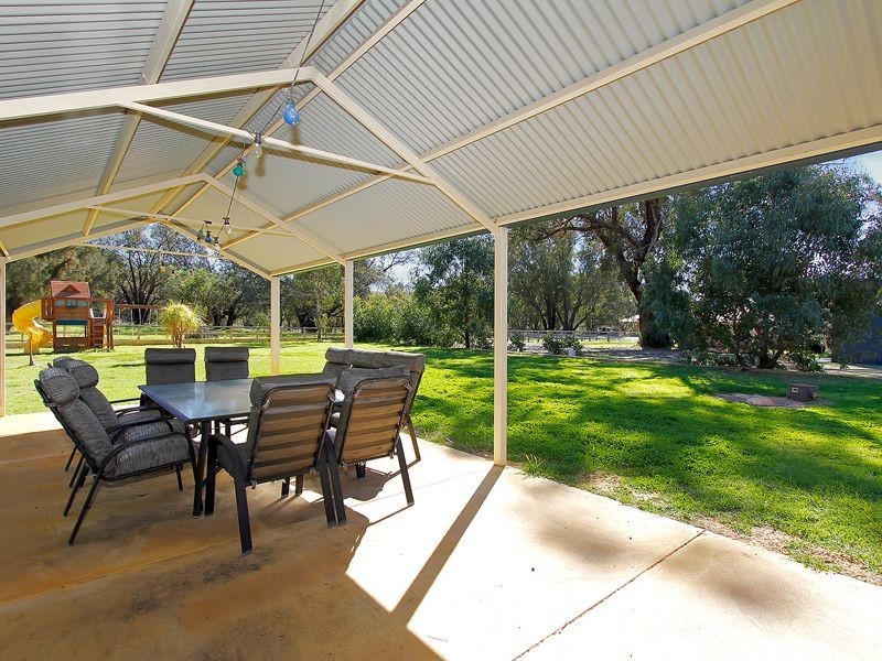 39 Countryside Drive, Two Rocks WA 6037