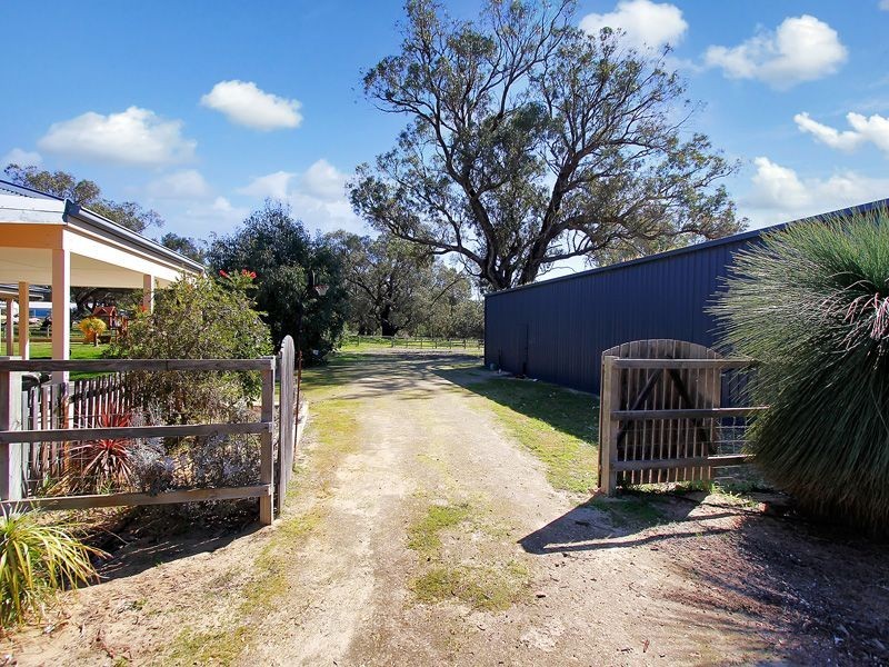 39 Countryside Drive, Two Rocks WA 6037