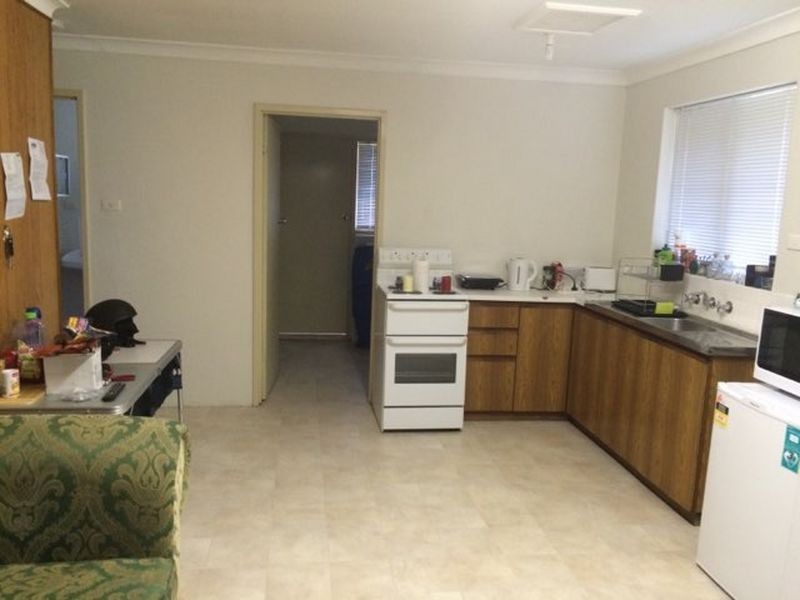 6 Candler Way, Two Rocks WA 6037