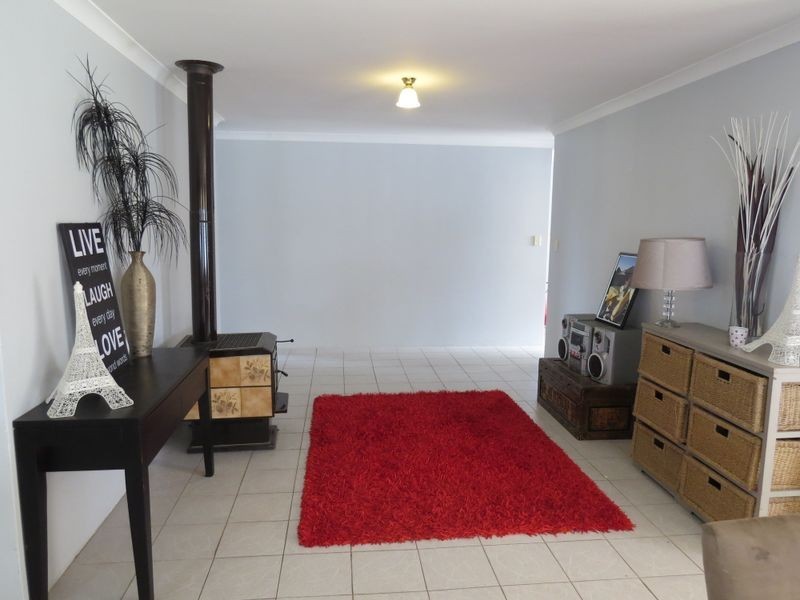 1 Bower Grove, Two Rocks WA 6037