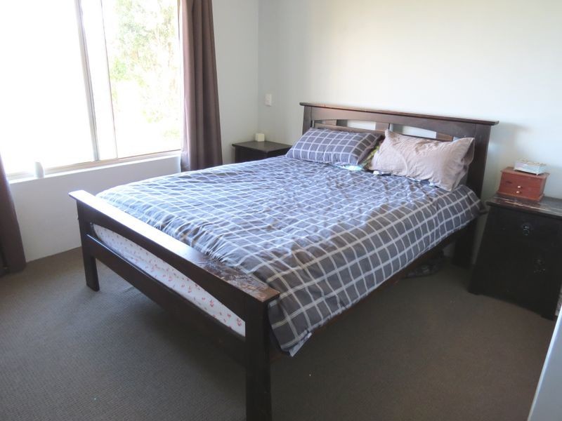 1 Bower Grove, Two Rocks WA 6037