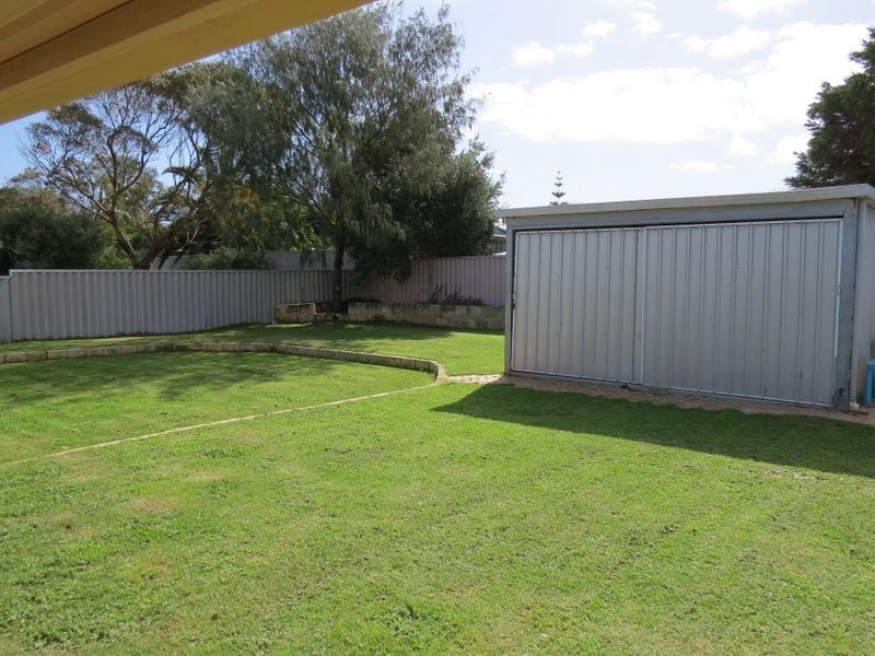 1 Bower Grove, Two Rocks WA 6037