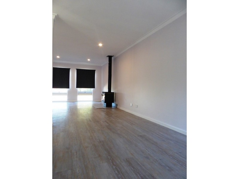 73 Whitfield Drive, Two Rocks WA 6037