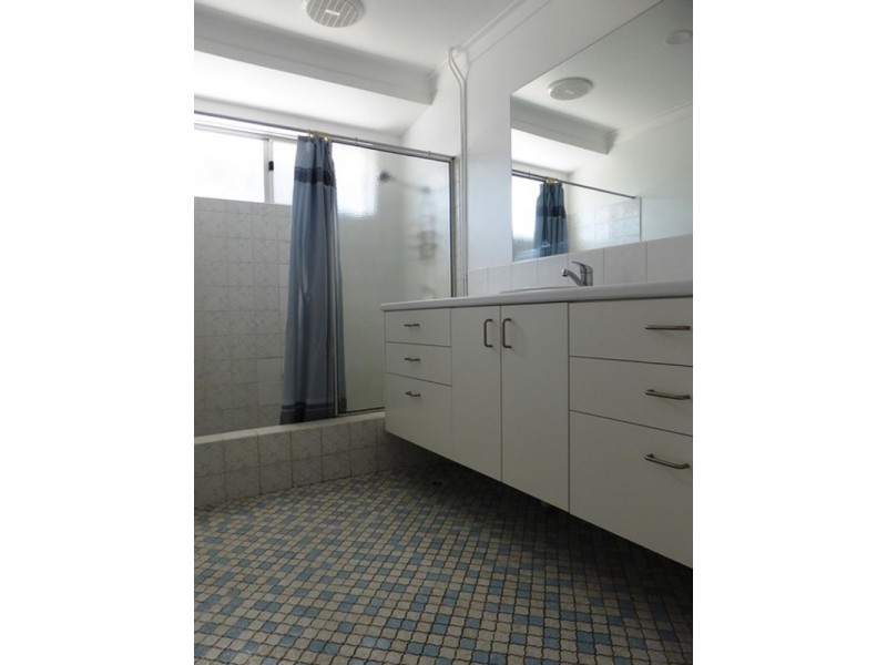 73 Whitfield Drive, Two Rocks WA 6037