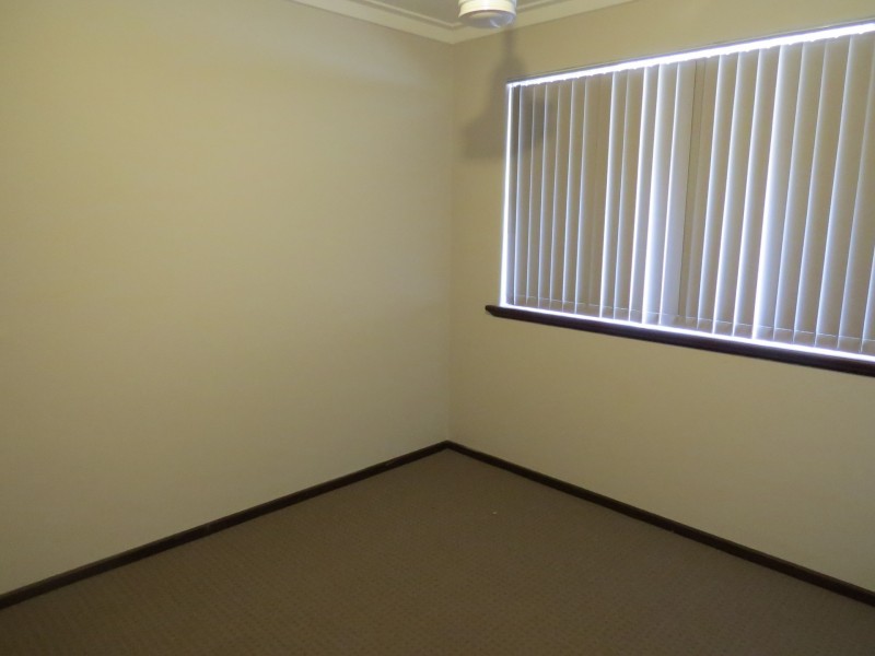 27 Blaxland Avenue, Two Rocks WA 6037