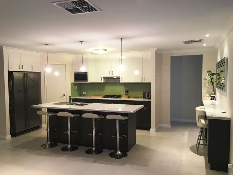 14 Current Street, Yanchep WA 6035