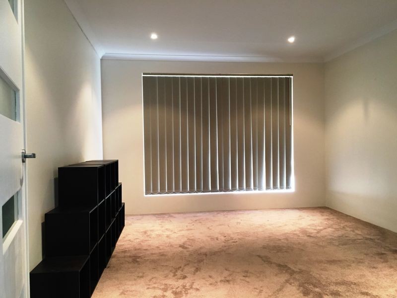 14 Current Street, Yanchep WA 6035