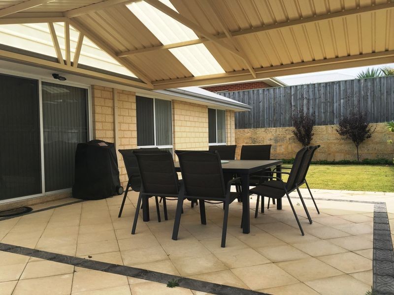 14 Current Street, Yanchep WA 6035