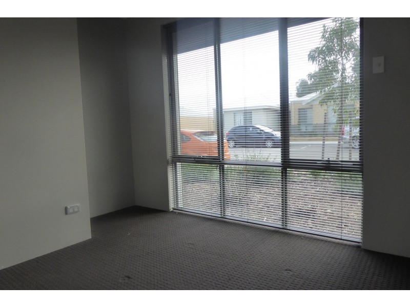 18 Counter Way, Alkimos WA 6038