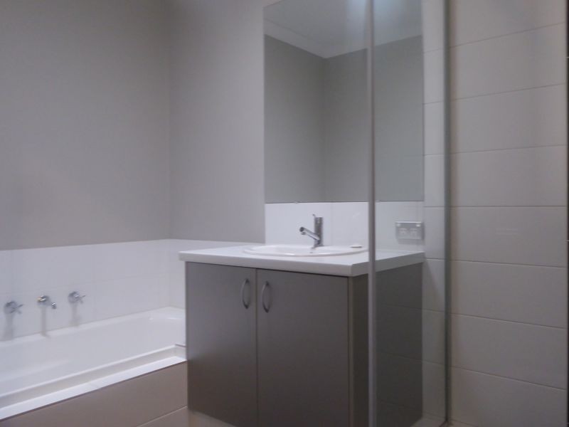 18 Counter Way, Alkimos WA 6038