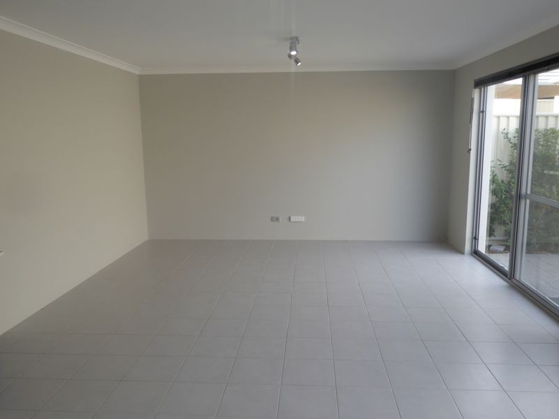 18 Counter Way, Alkimos WA 6038