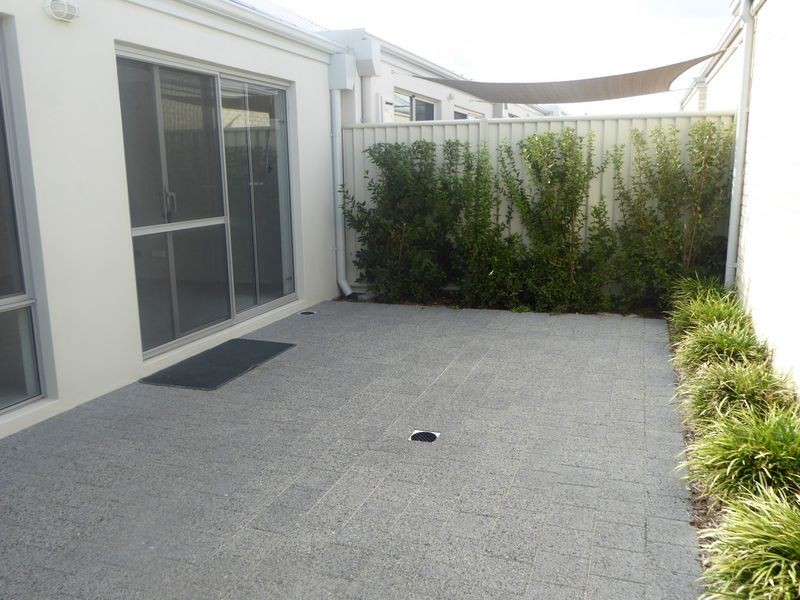 18 Counter Way, Alkimos WA 6038