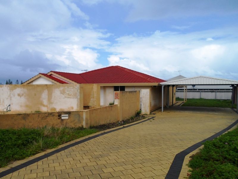 5 Gretel Court, Two Rocks WA 6037