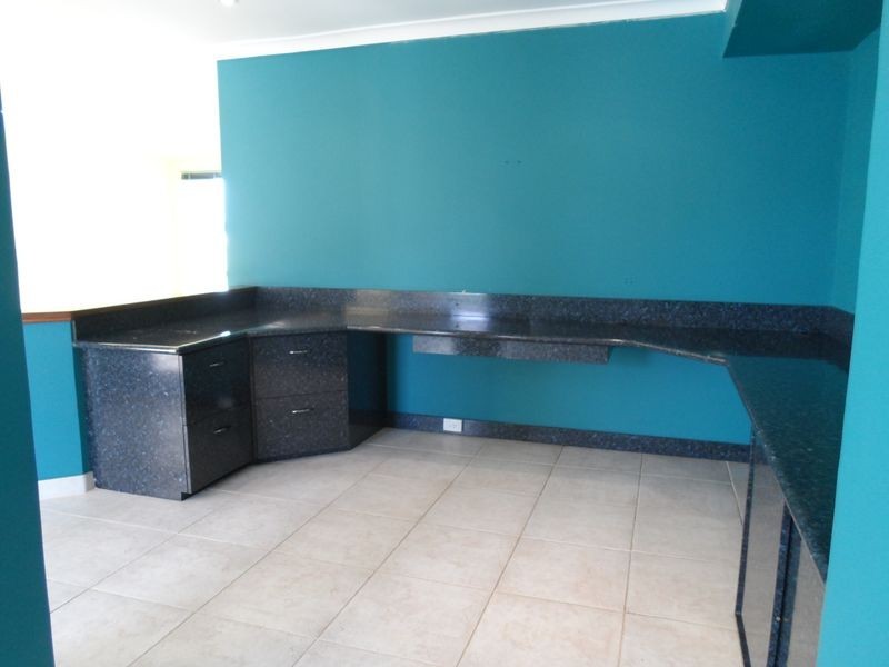 5 Gretel Court, Two Rocks WA 6037