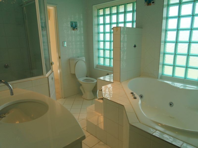 5 Gretel Court, Two Rocks WA 6037