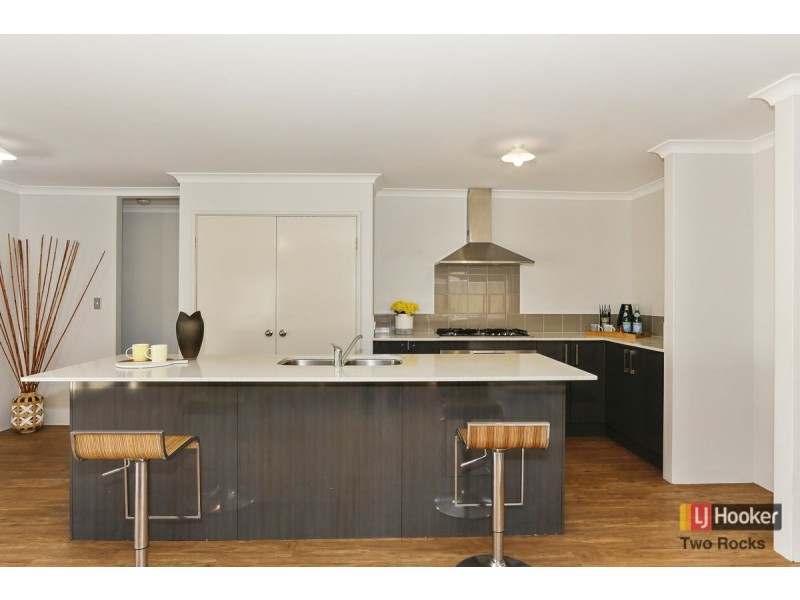 210 Beachside Parade, Yanchep WA 6035